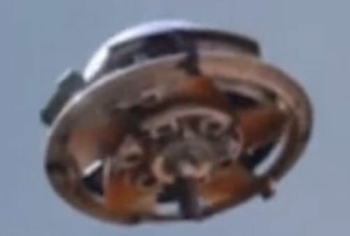 UFO-experts-analysis-on-new-footage-Ooh-I-like-it-holy-s-